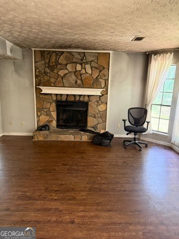 210 Mimosa Drive, Fayetteville, GA 30214