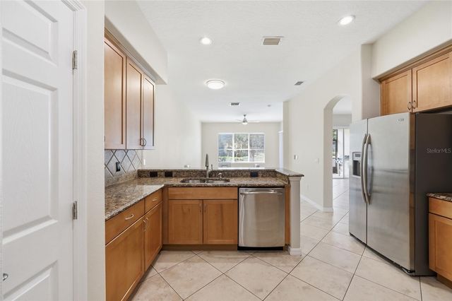 8718 THE ESPLANADE 14, Orlando, FL 32836