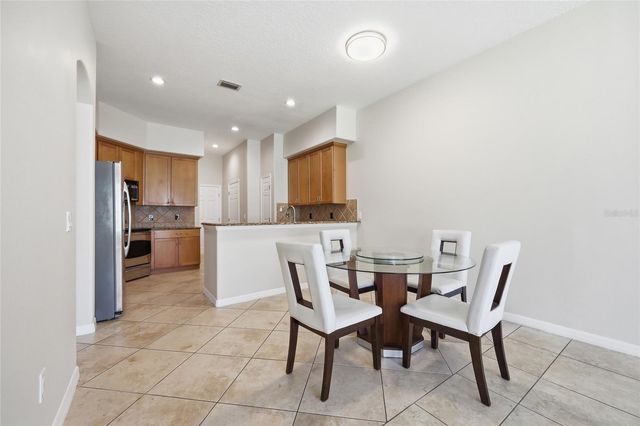 8718 THE ESPLANADE 14, Orlando, FL 32836