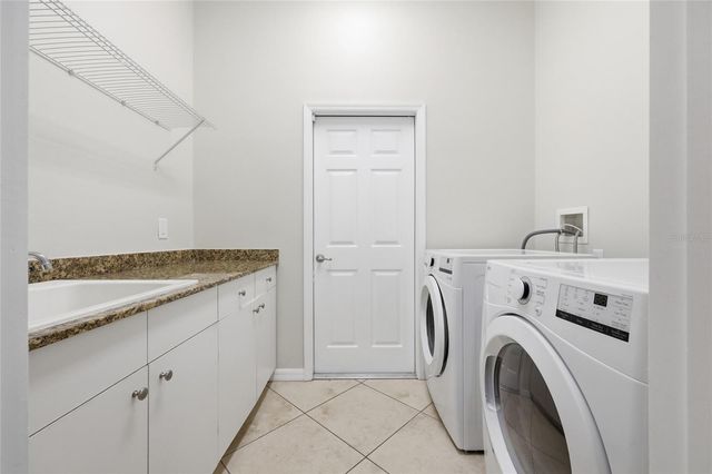 8718 THE ESPLANADE 14, Orlando, FL 32836