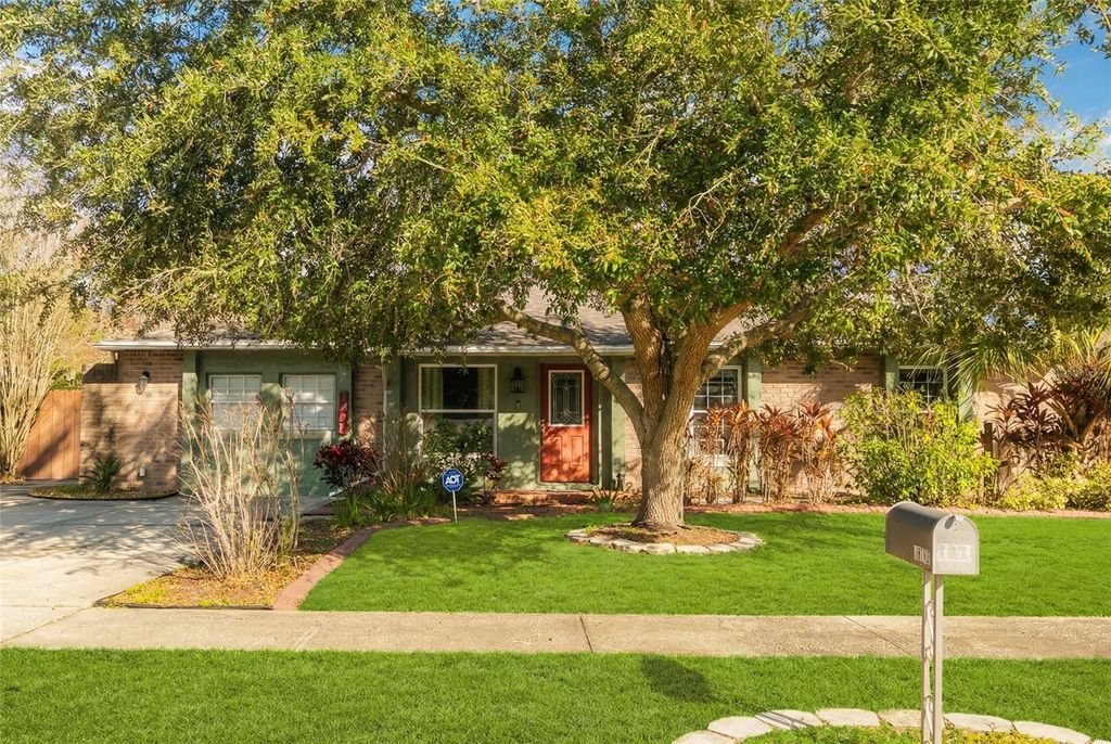 1813 NOVA DRIVE, Valrico, FL 33596