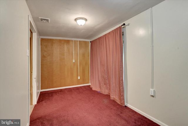 183 STONE HOUSE LN, Columbia, PA 17512