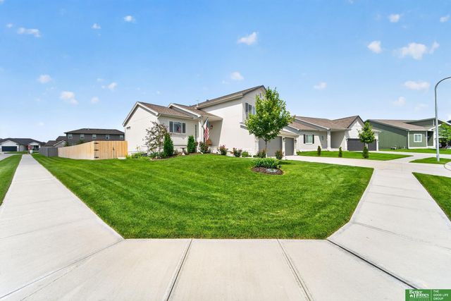 19868 Birch Avenue, Gretna, NE 68028