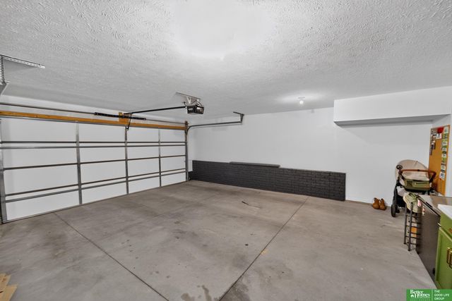 19868 Birch Avenue, Gretna, NE 68028