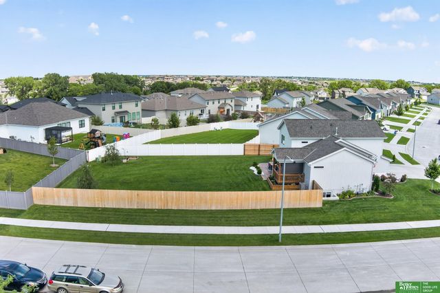 19868 Birch Avenue, Gretna, NE 68028