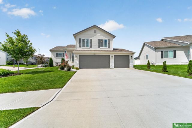 19868 Birch Avenue, Gretna, NE 68028