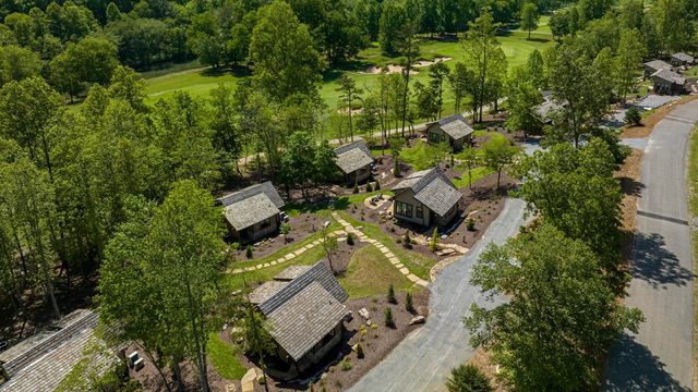 152 Hickory Way, Mineral Bluff, GA 30559