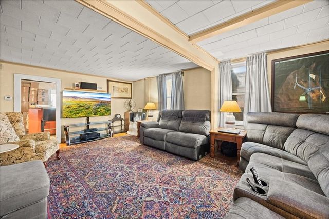 24 First St, Taunton, MA 02780