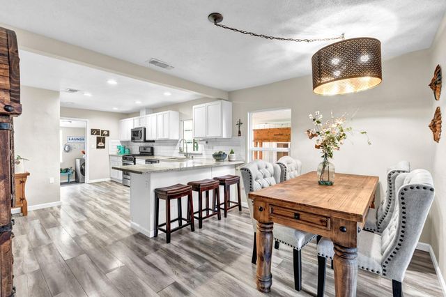 3534 Becerra Way, Sacramento, CA 95821