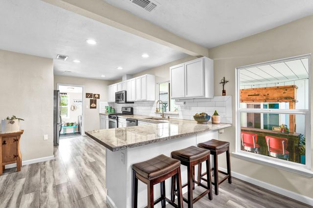 3534 Becerra Way, Sacramento, CA 95821