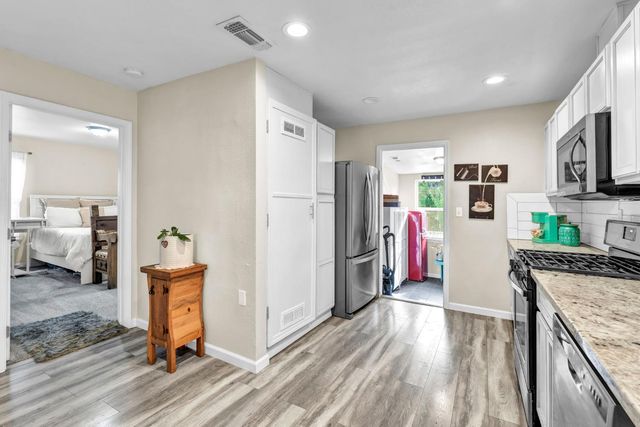 3534 Becerra Way, Sacramento, CA 95821