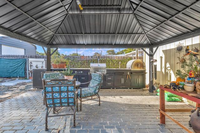 3534 Becerra Way, Sacramento, CA 95821