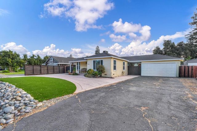 3534 Becerra Way, Sacramento, CA 95821
