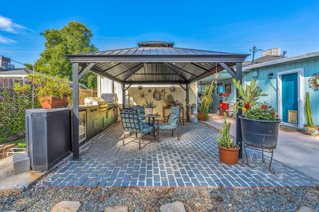 3534 Becerra Way, Sacramento, CA 95821
