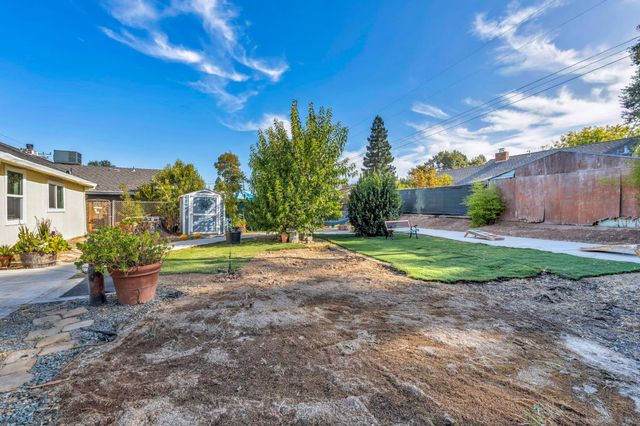 3534 Becerra Way, Sacramento, CA 95821