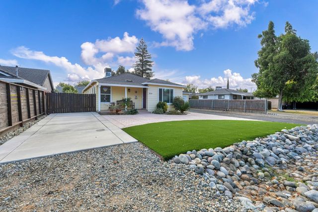 3534 Becerra Way, Sacramento, CA 95821
