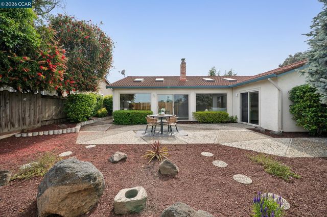 2405 Griffanti Ct, Martinez, CA 94553