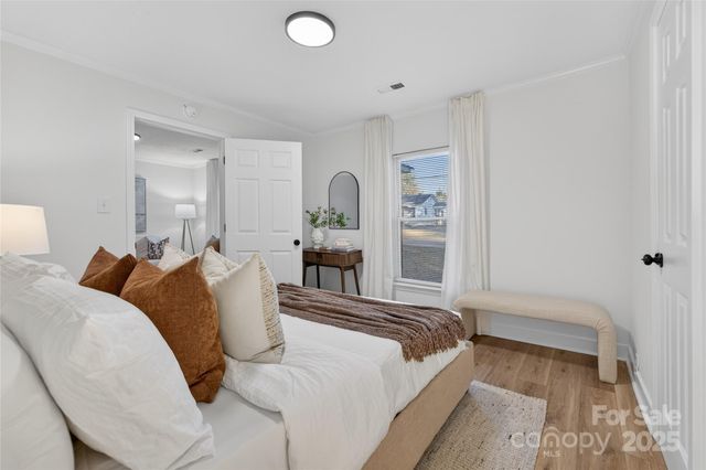 1001 N Ransom Street, Gastonia, NC 28052