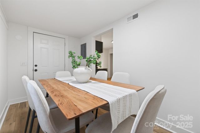 1001 N Ransom Street, Gastonia, NC 28052