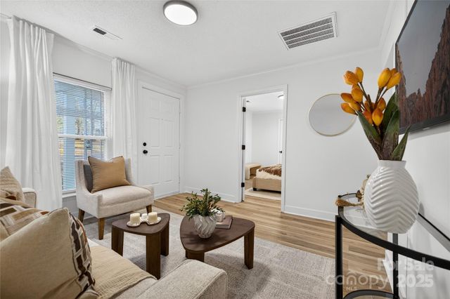 1001 N Ransom Street, Gastonia, NC 28052