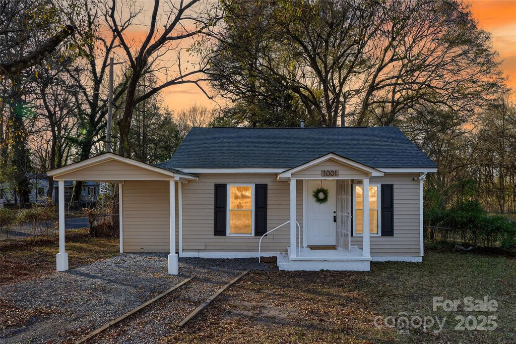 1001 N Ransom Street, Gastonia, NC 28052
