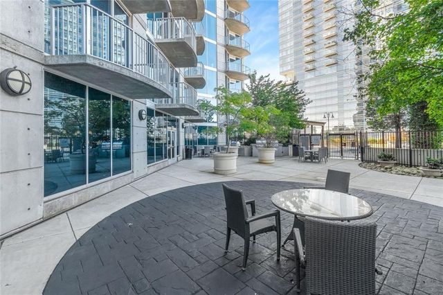 400 W Peachtree Street NW 2403, Atlanta, GA 30308