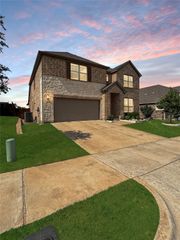 2219 Wellington Lane, Corinth, TX 76210