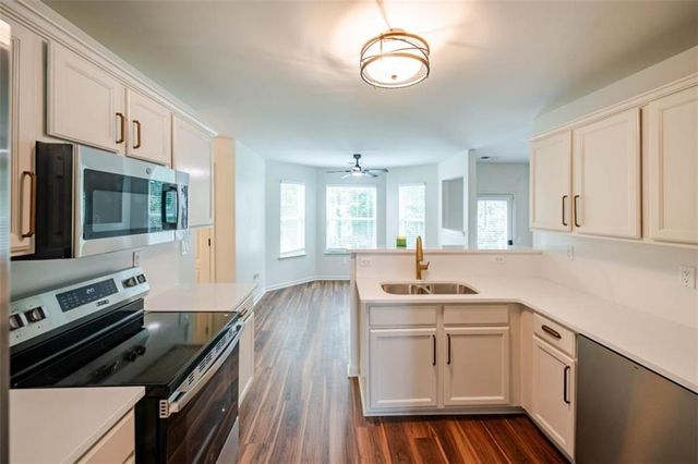 1376 Koble Mill Lane, Riverdale, GA 30296