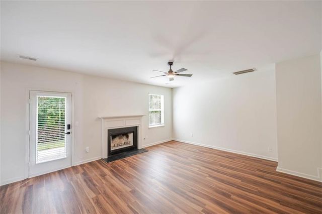 1376 Koble Mill Lane, Riverdale, GA 30296