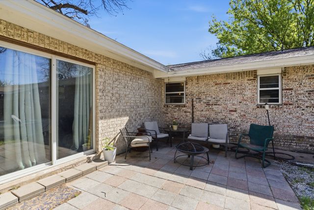 1224 N Texas Street, De Leon, TX 76444