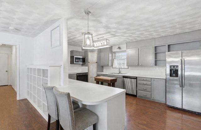 1224 N Texas Street, De Leon, TX 76444