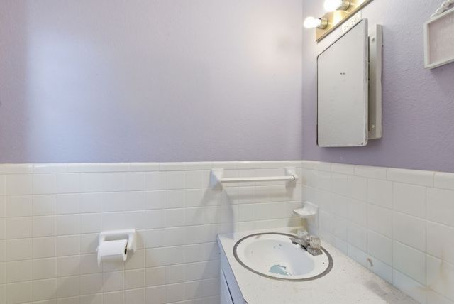 1224 N Texas Street, De Leon, TX 76444