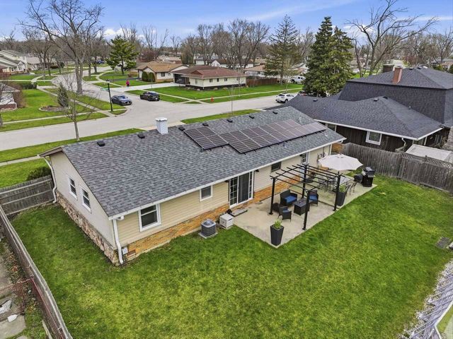 441 Walnut Lane, Elk Grove Village, IL 60007