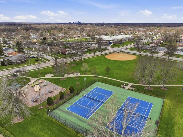 441 Walnut Lane, Elk Grove Village, IL 60007