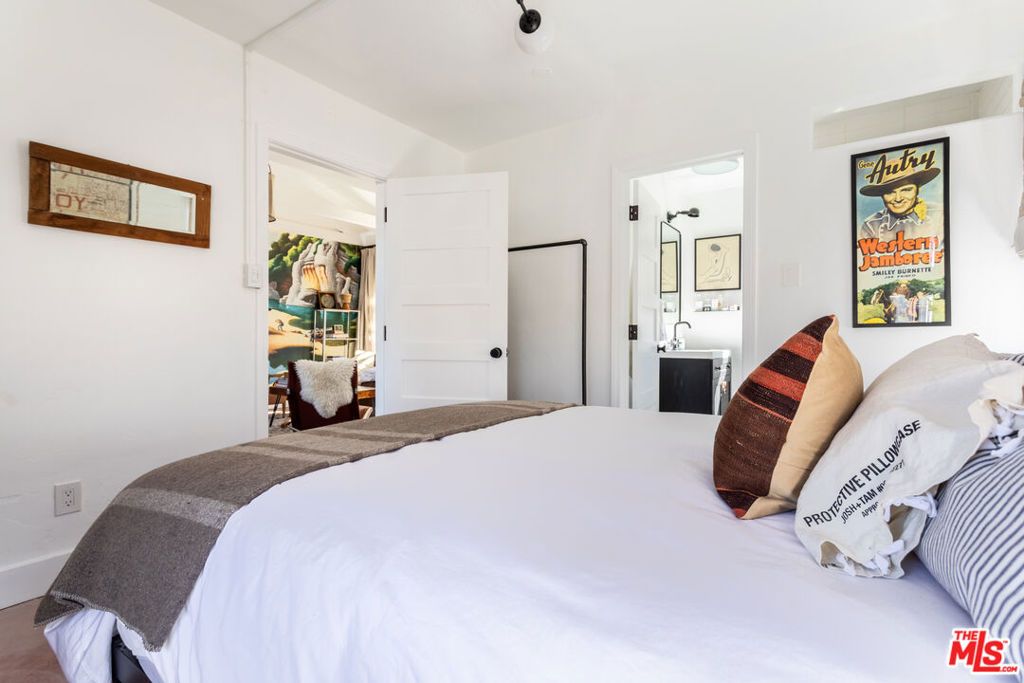 Image 15 of property listing at 6405 Tamarisk Avenue, Twentynine Palms, CA 92277