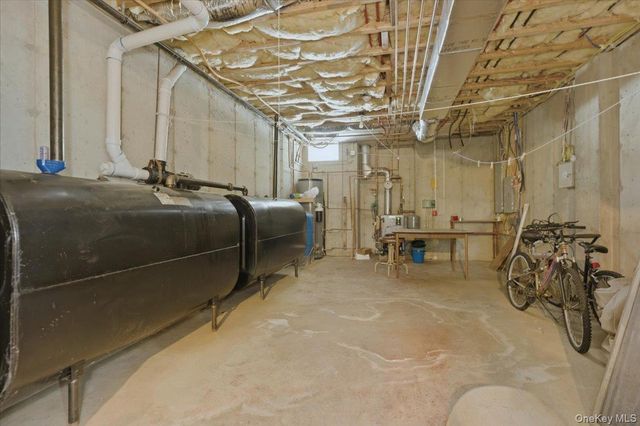 8 Hilltop Drive, Yorktown Heights, NY 10598