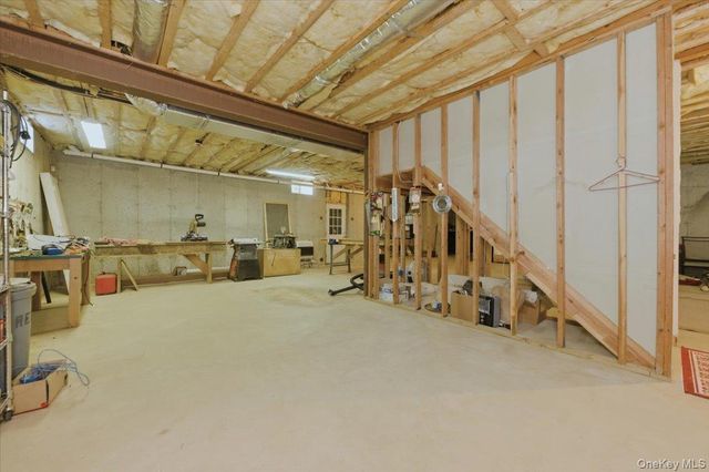 8 Hilltop Drive, Yorktown Heights, NY 10598