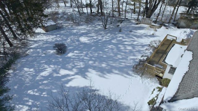 8 Hilltop Drive, Yorktown Heights, NY 10598