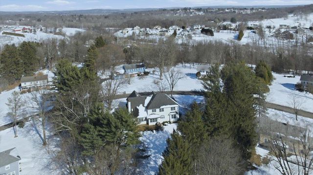 8 Hilltop Drive, Yorktown Heights, NY 10598