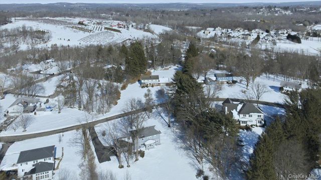 8 Hilltop Drive, Yorktown Heights, NY 10598