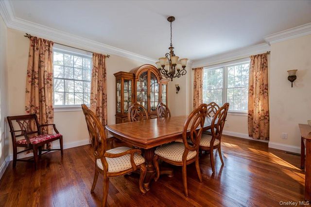 8 Hilltop Drive, Yorktown Heights, NY 10598