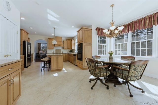 8 Hilltop Drive, Yorktown Heights, NY 10598