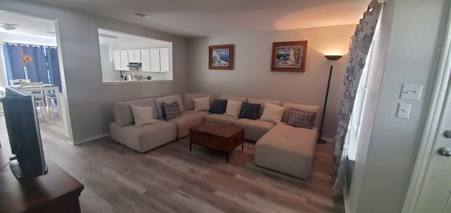 13413 Alysheba DR, Del Valle, TX 78617