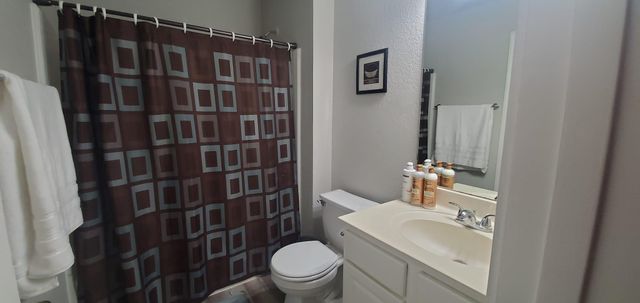 13413 Alysheba DR, Del Valle, TX 78617