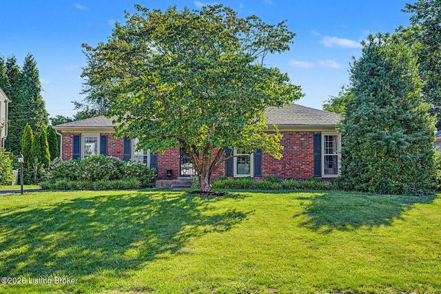 2609 Aylesbury Ct, Louisville, KY 40242