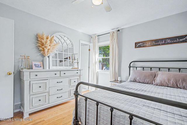 2609 Aylesbury Ct, Louisville, KY 40242