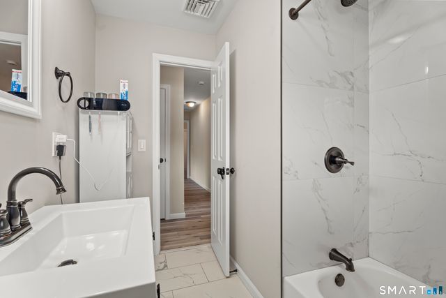 175 Reservoir Road, Newington, CT 06111