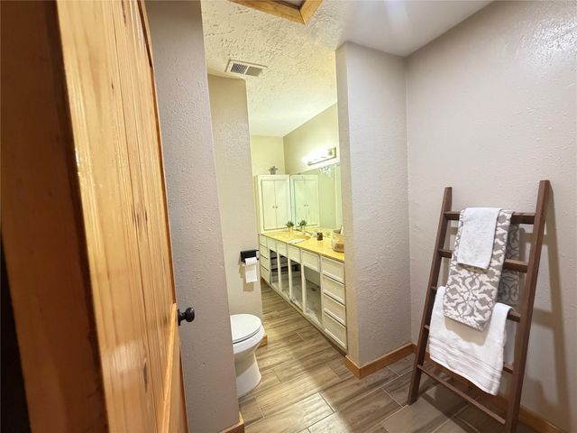 588 County Road 2307, Cleveland, TX 77327