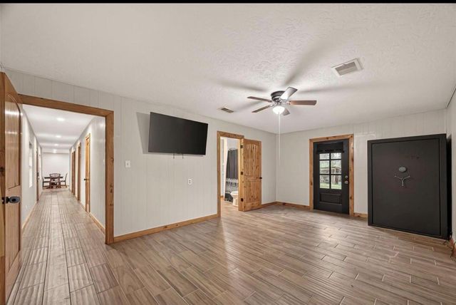 588 County Road 2307, Cleveland, TX 77327