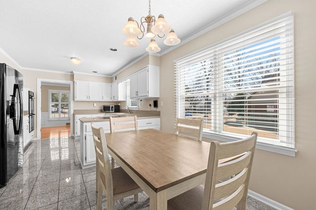 2889 CORDIE LEE LN, Germantown, TN 38138